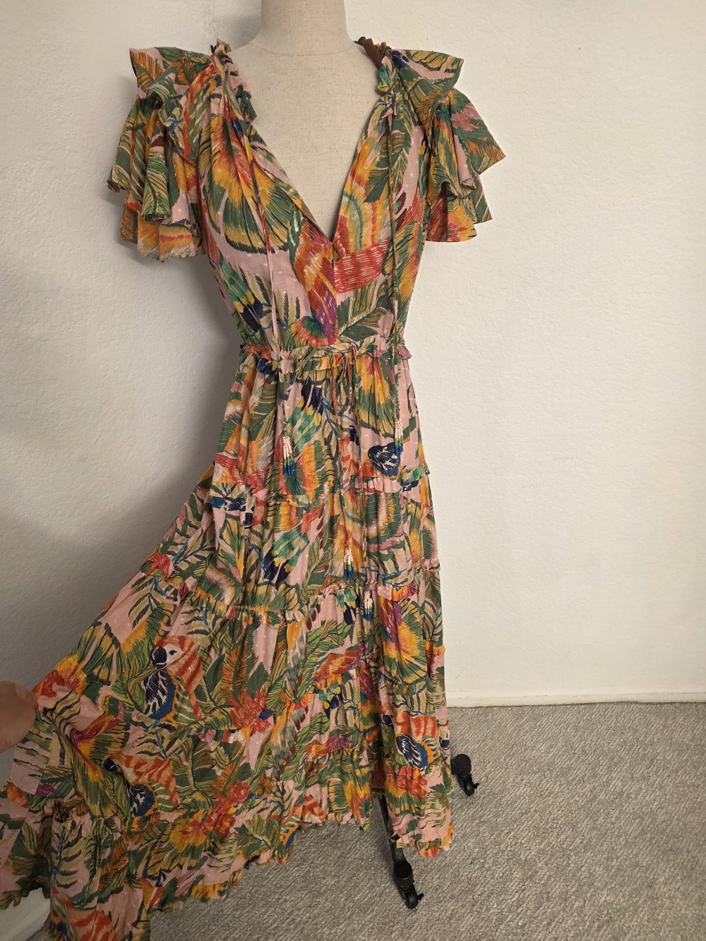 FARM Rio Tropical Bird Ruffle Tiered Maxi Dress Pink Size M - Picture 5 of 6
